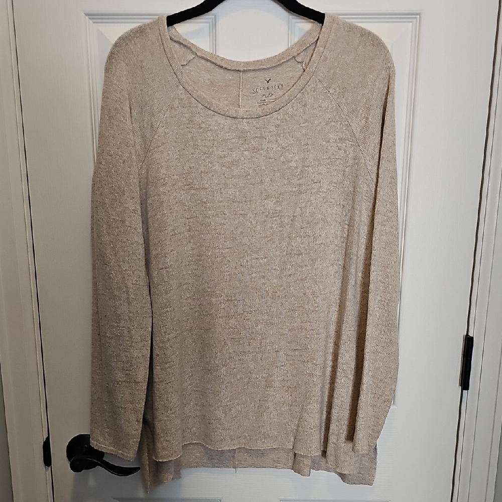 American Eagle Soft & Sexy Plush Top